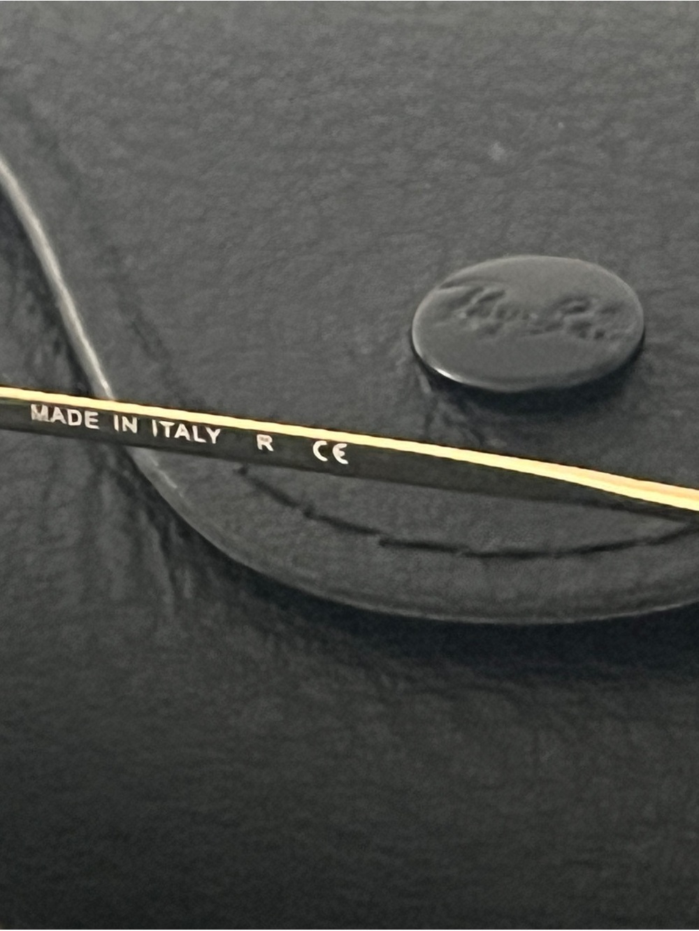 Ray-Ban Round Metal Sunglasses — Gold Frame with Dark Green G-15 Lenses - Picture 7 of 9